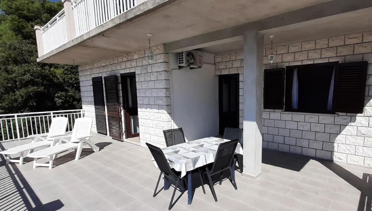 Apartment Classic Zrnovo Екстериор снимка