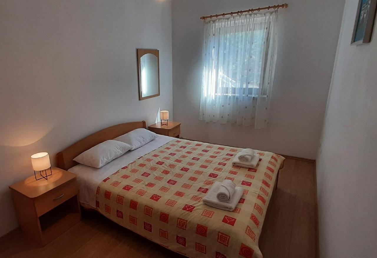Apartment Classic Zrnovo Екстериор снимка